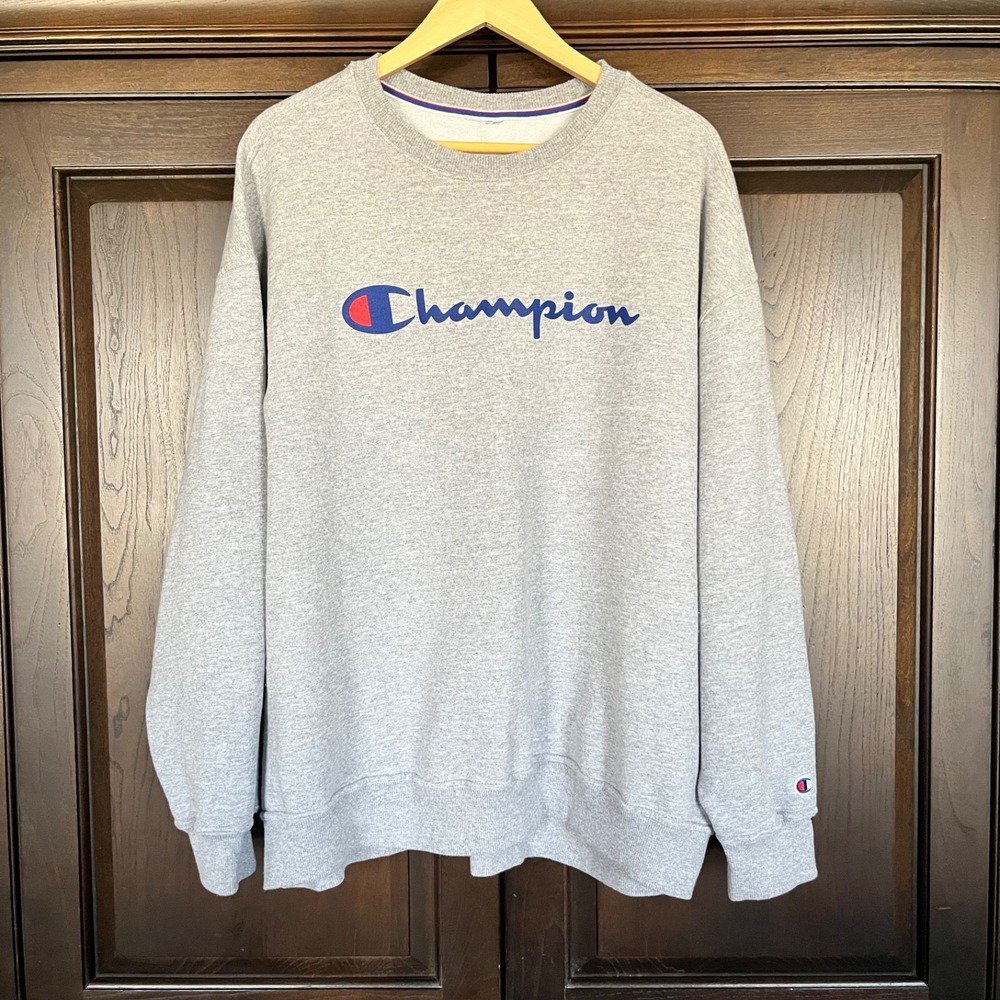 CHAMPION Crewneck Logo Sweatshirt Womens Plus Size 3X 3XL Gray Closet Staple